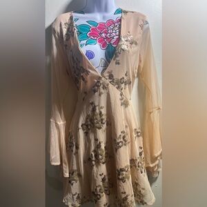 Charlotte Russe Bell Sleeve Peach Floral V Neck Dress